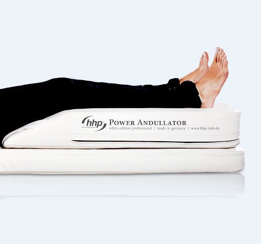 ... mit spezieller Beinmassage